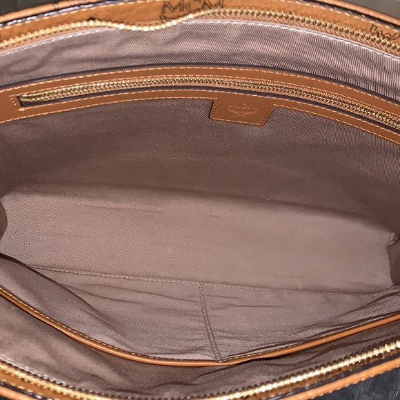 MCM Zip Pouch Visetos💎 - Picture 11 of 13